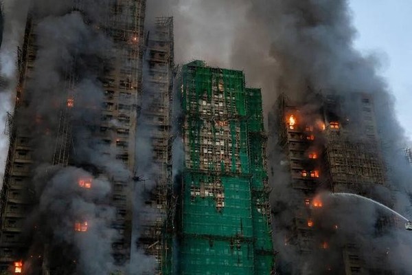 小鹏汽车捐赠500万港元 全力支持受灾家庭渡过难关