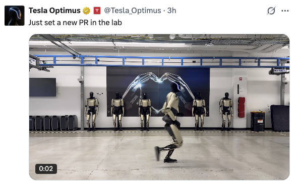最新进展！特斯拉发布人形机器人&ldquo;擎天柱&rdquo;跑步视频