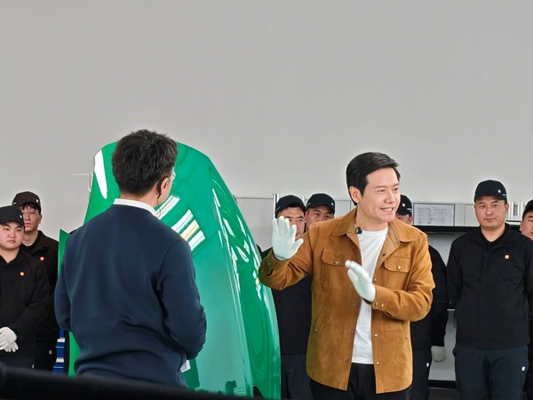 雷军再谈丢轮保车：非常成熟的安全设计 奔驰最早使用