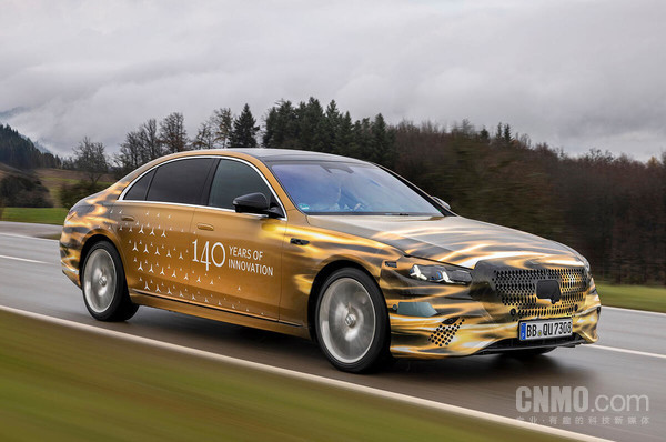 曝新款奔驰S级将迎重大升级 搭载平面曲轴V8发动机