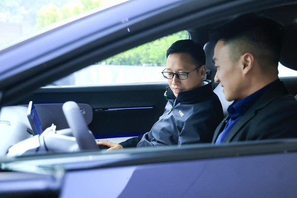 华为靳玉志称&ldquo;如脱胎换骨&rdquo; 新款阿维塔12有什么升级？