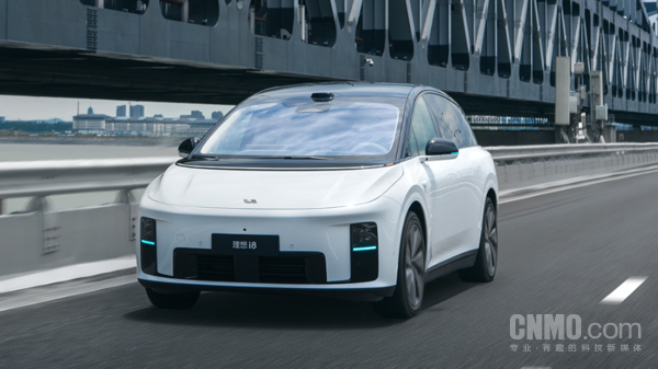 理想i8荣获中保研C-IASI最高安全评级！行业同级第一