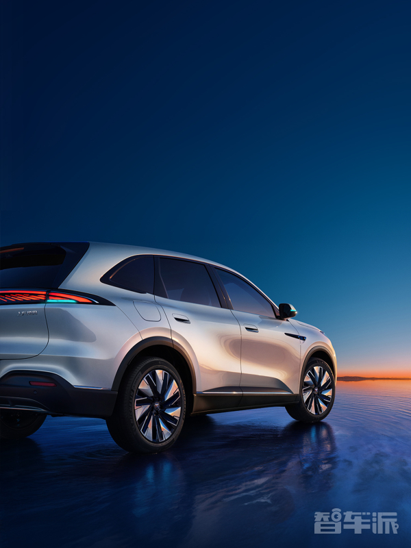 别克至境E7官图发布!定位大五座SUV 今年一季度亮相