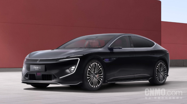 阿维塔12获全球高管青睐 英国之宝全球总裁成为车主