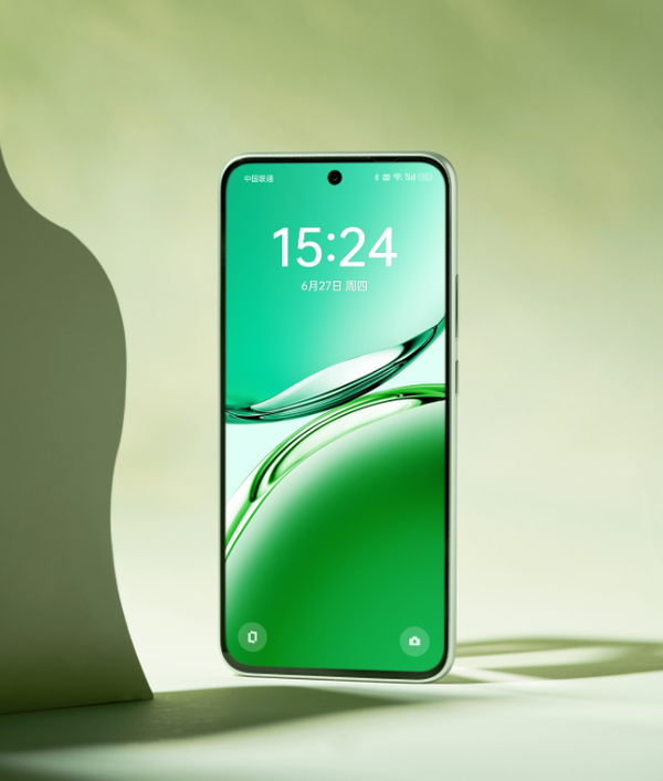 存储芯片涨价手机OLED屏幕遭殃 2026年需求将首次下降 存储芯片涨价手机OLED屏幕遭殃 2026年需求将首次下降