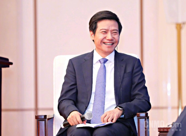 雷军：小米未来五年重点攻坚芯片、AI等底层核心技术