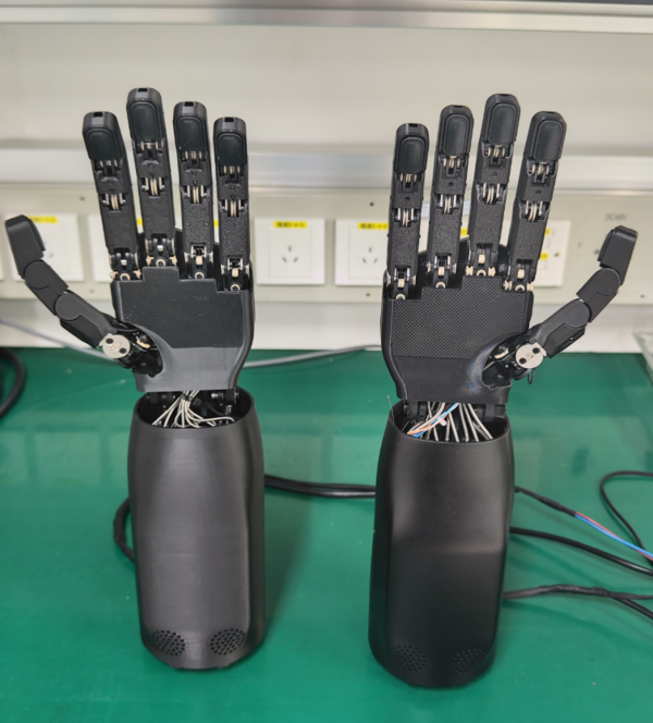 锚定“连接+算力” 中兴通讯助力具身智能行业创新发展 锚定“连接+算力” 中兴通讯助力具身智能行业创新发展