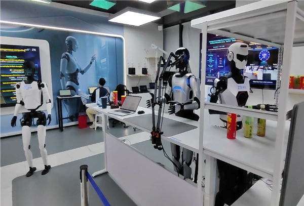 锚定“连接+算力” 中兴通讯助力具身智能行业创新发展 锚定“连接+算力” 中兴通讯助力具身智能行业创新发展