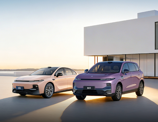 零跑B01和B10开始推送最新OTA 新增支持城市领航辅助