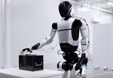 小米机器人 小米机器人安装自攻螺母成功率超90% 最快76秒完成