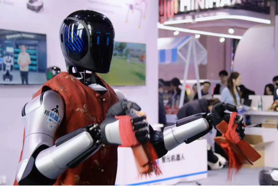 成立不到三月完成三轮融资！擎天租获亿元级资本加注