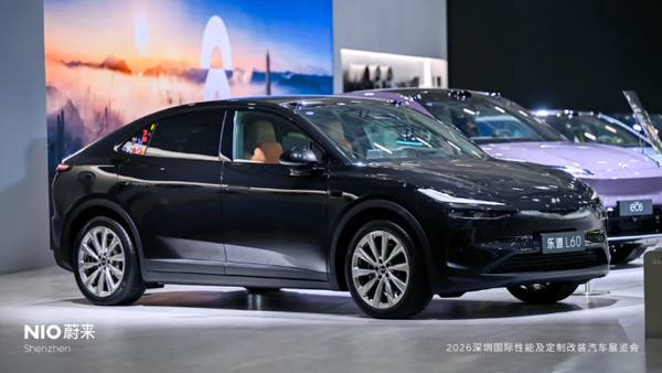 蔚来汽车亮相2026深圳改装车展 还有乐道和萤火虫！