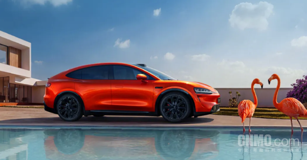 智界R7/新S7焕新款展车到店：覆盖29省份191家用户中心