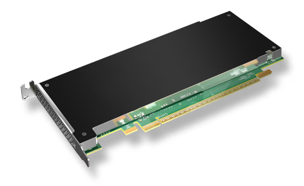 2025中国AI加速卡总出货约400万张 国产份额40%！