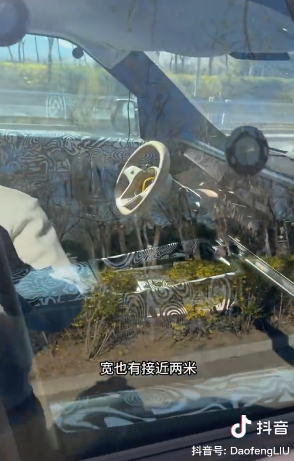 享界硬派越野SUV实车视频曝光 预计提供纯电与增程版