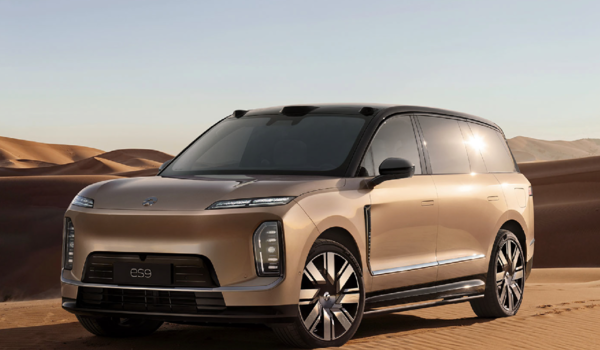 蔚来ES9全国首批展车现已到店！6月1日开启正式交付