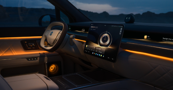 蔚来ES9全国首批展车现已到店！6月1日开启正式交付