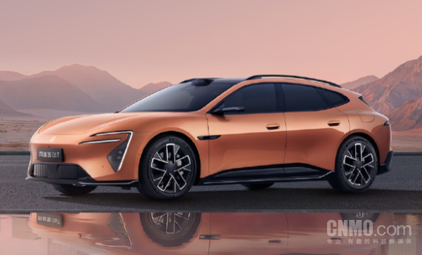 双车同发！新阿维塔12上市29.39万起 06T同步开启预售