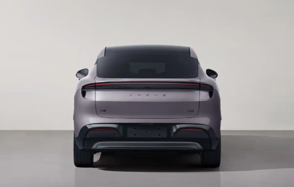 小鹏MONA L03 SUV新车渲染图预览 采用溜背造型