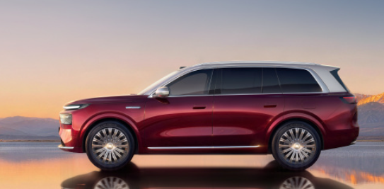 奕境汽车总经理曾清林宣布李治廷成为&ldquo;奕境智友&rdquo;