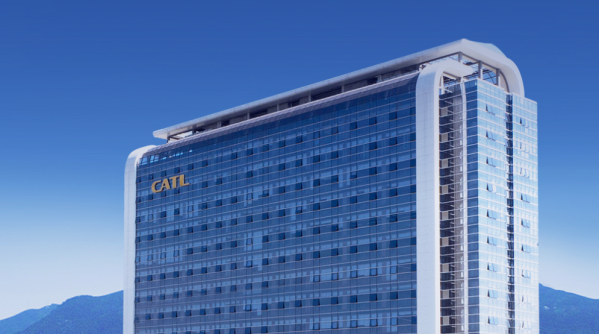 宁德时代今日发布第三代麒麟电池：超充续航实现双突破