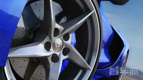 揭秘天价锻造轮毂：轻25%，强3倍，为何是超跑标配？