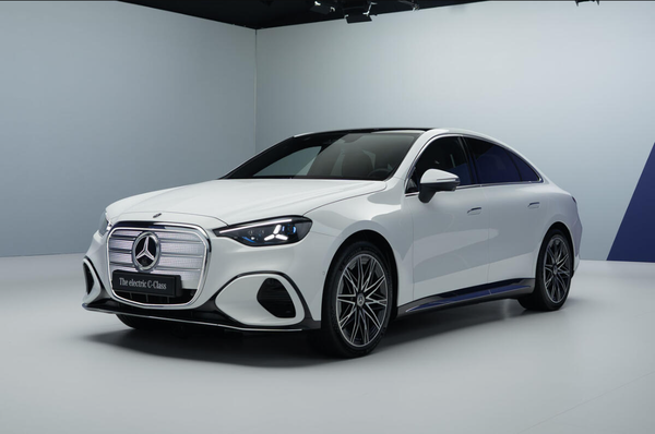 打破传统！奔驰全新纯电C级纯电可能只有轿车版