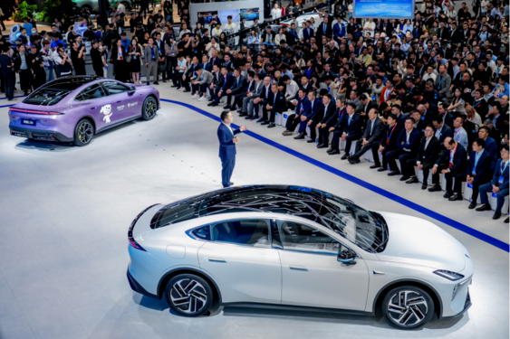 深蓝L06 Max正式上市，售价12.59万起，定义年轻轿跑价值新标杆