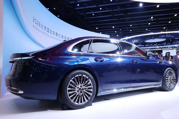 豪华智能新标杆！华为乾崑深度赋能全新红旗H9