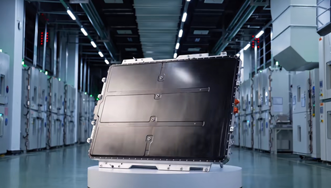 走在国标前五年 华为巨鲸电池平台重绘新能源安全的行业坐标