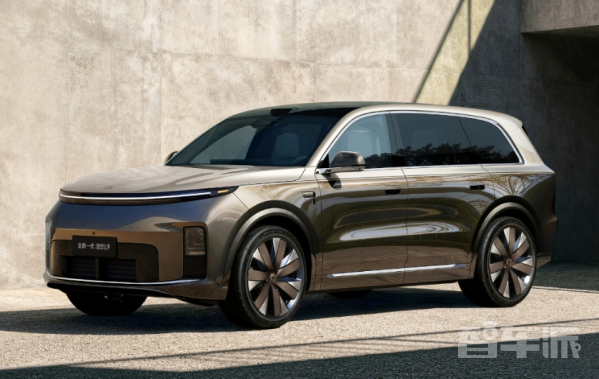 理想汤靖： L9 Livis或为全球第二个取消超声波雷达孔的车