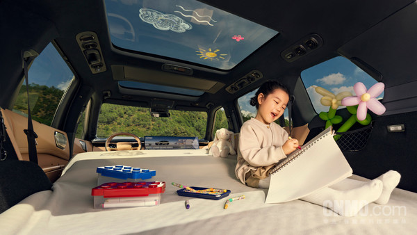 领克900旗舰大五座正式上市 起售价29.98万元起！