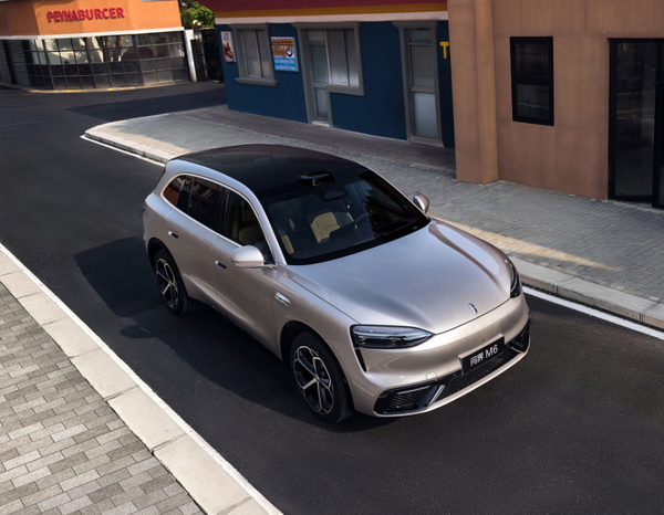 问界汽车宣布7项技术研究取得进展 聚焦安全领域