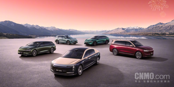 华为公布鸿蒙智行最新数据：累计交付超135万辆