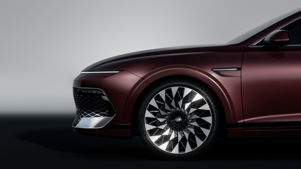 尊不尊？现代发布全新雅尊内外饰设计 搭载全新车载系统