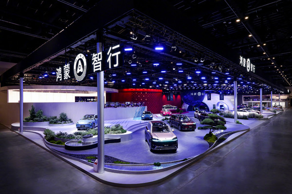 曝鸿蒙智行上周新增订单超6.4万份 五大新车刚刚发布