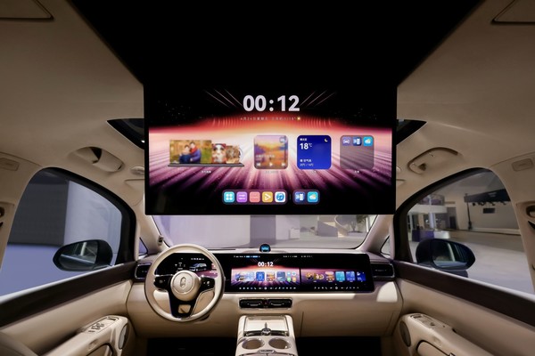 余承东：智界V9Ultra版选购超50%，安全平权重构MPV堡垒哲学