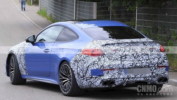 全新奔驰AMG CLE 53与CLE 63曝光 V8动力正式回归