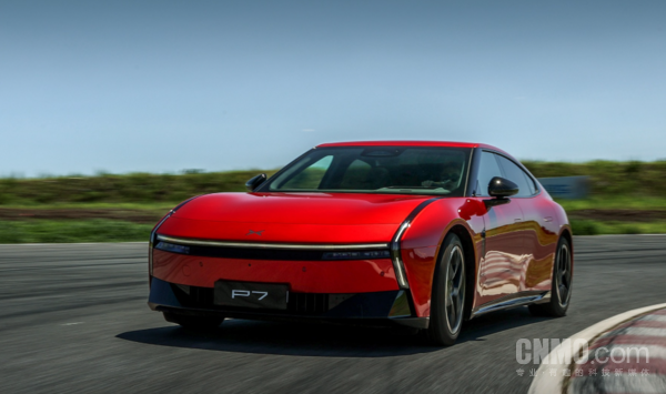 全新小鹏P7 1分07秒26!小鹏P7创下北京金港赛道“50万内最速轿车”