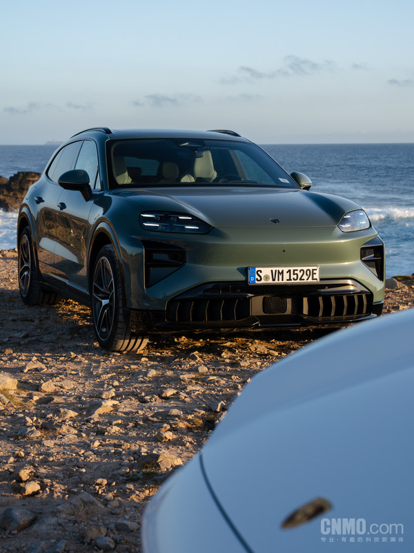 保时捷纯电Cayenne Turbo 曝保时捷停止接收纯电Macan与Taycan个性化定制订单