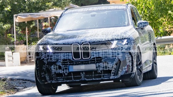 2027款宝马X5 M60 xDrive测试谍照 宝马X5 M60 xDrive谍照曝光:D柱雕刻首度现身