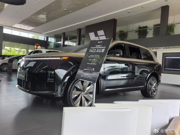 理想L9一线销售揭秘:Livis版占八成 双拼色成“标配” 理想L9一线销售揭秘:Livis版占八成 双拼色成“标配”