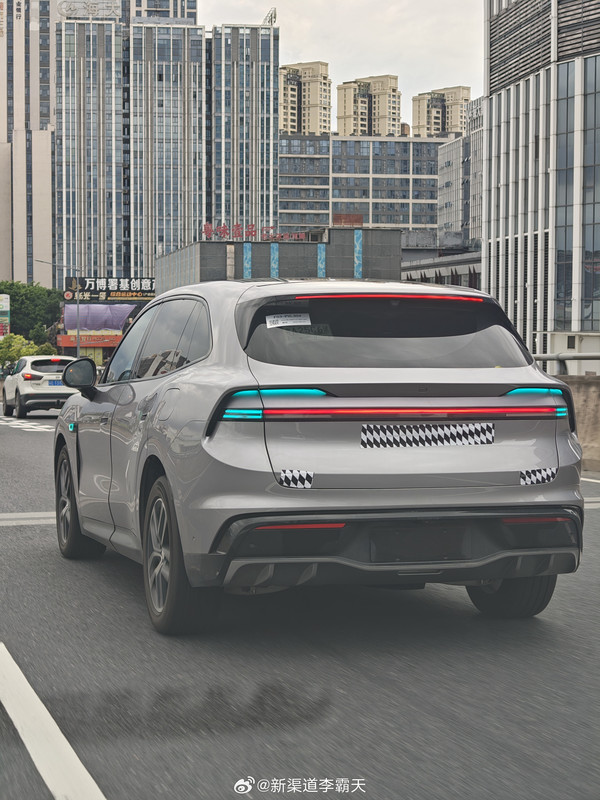 启境GX7路试车 启境GX7路试车曝光:运动感十足 预计下半年上市