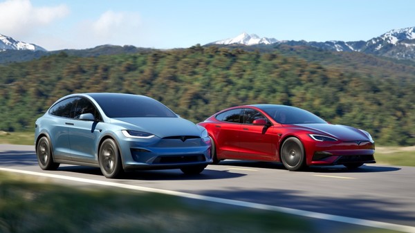 效仿Roadster模式!马斯克宣布将“开源”Model S与Model X 效仿Roadster模式!马斯克宣布将“开源”Model S与Model X