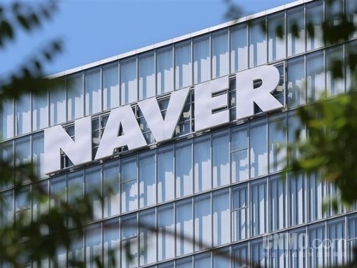 英伟达10亿美元投资Naver持股4.5% 合作建设AI工厂