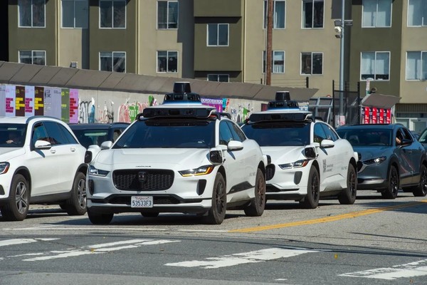 Waymo Waymo获批扩大自动驾驶出租车服务 涉及加州18个县