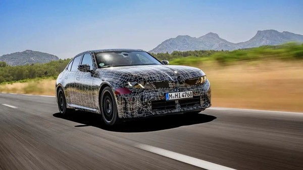 全新宝马3系无伪装谍照曝光 M350 xDrive月底首发