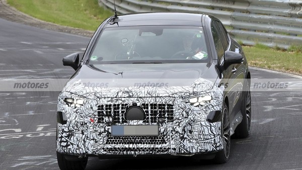 奔驰 奔驰AMG GLC 53 Coupe 2027谍照曝光 最大449马力