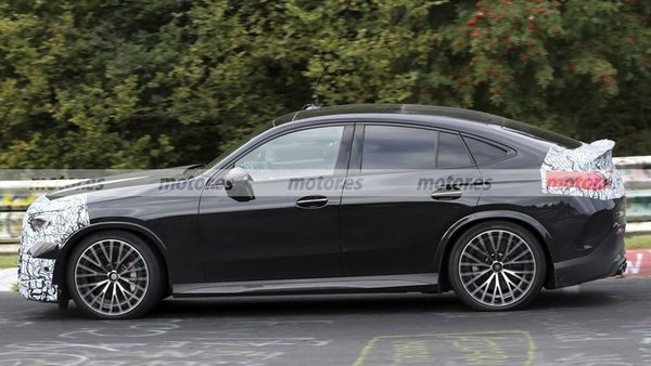 奔驰 奔驰AMG GLC 53 Coupe 2027谍照曝光 最大449马力