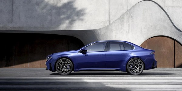 宝马新i3预订提前至9月29日开启 对标特斯拉Model 3